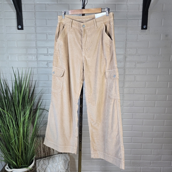 American Eagle Tan High Rise Baggy Wide Leg Corduroy Cargo Pants 12 Short - Picture 3 of 12